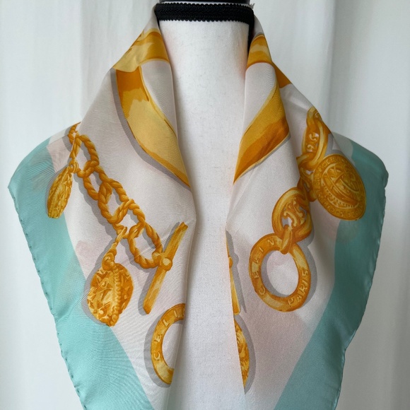 CELINE Silk Bandana Scarf – Gold Medallion Chain Print – 26” Square – Italy - Picture 1 of 13